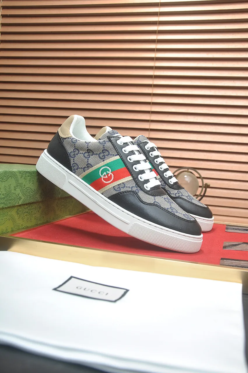 Men's men's shoes💰440💶[GUCCI] official website 1:1 men's sports shoes are now on the market. They are made of original fabric + water-dyed sheepskin lining, plus the official website original 1:1 comfortable outsole. Fashionable and versatile, super comfortable and breathable. Standard shoe size 38/45 (custom-made size 45 is non-refundable)